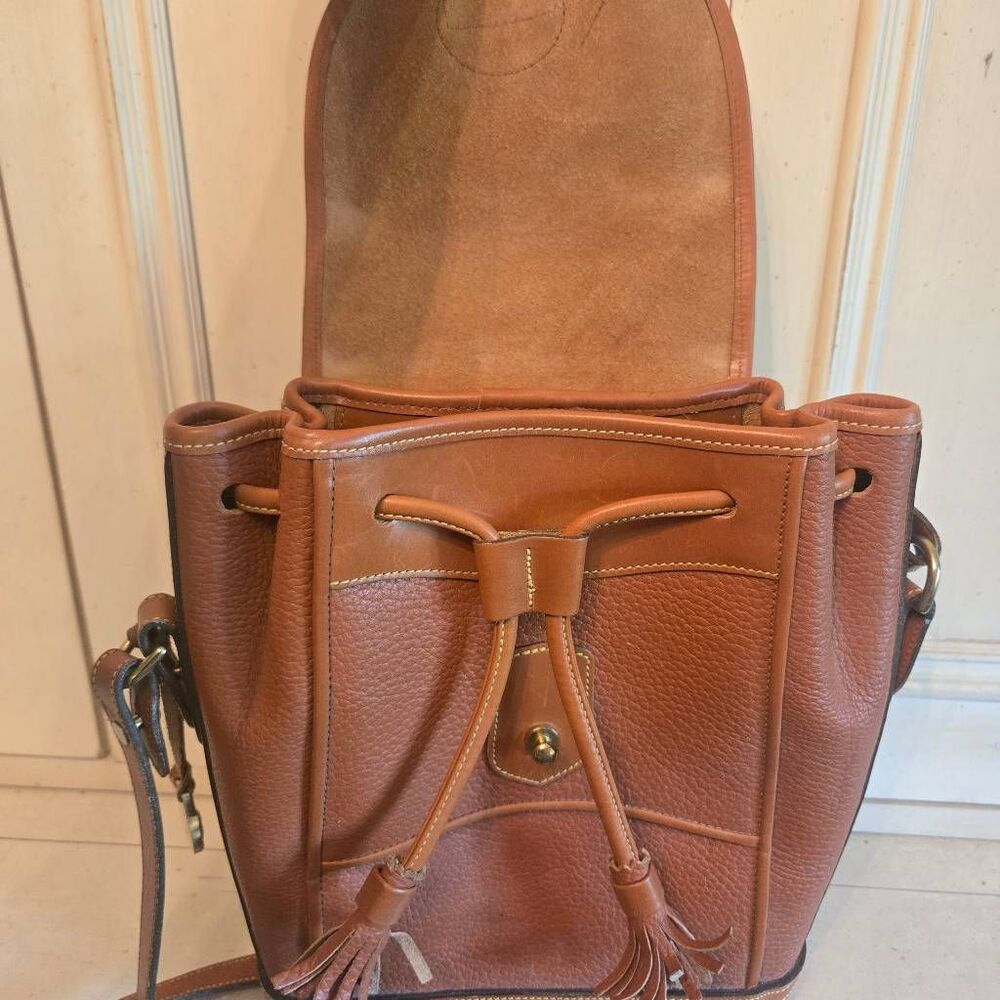 Dooney & Bourke Dover Drawstring Cross Body Tan Pebble Leather 90s Purse - Picture 12 of 13